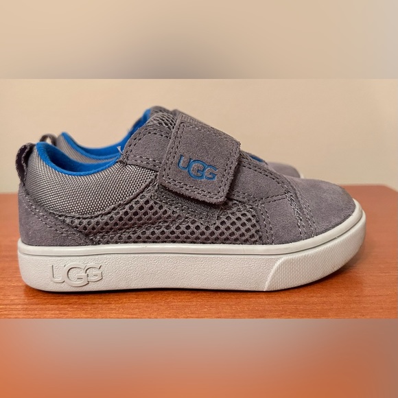 UGG Toddler Rennon Low Top Sneaker in Metal TODDLER SIZE 8 - Picture 9 of 13